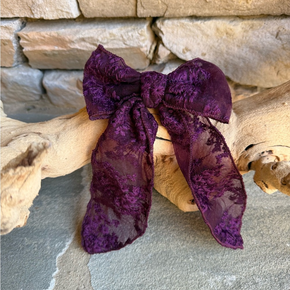 New🌟Free People-Elegant Purple Lace Hair Bow